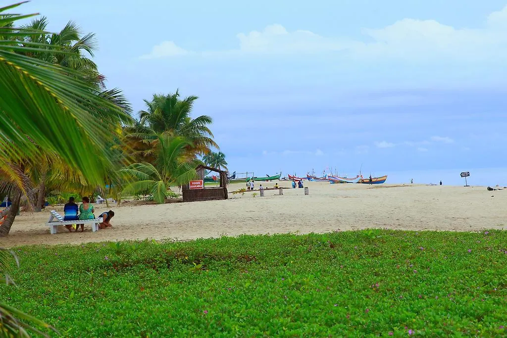 Marari Blue Waves Apartment Mararikulam Homestay
