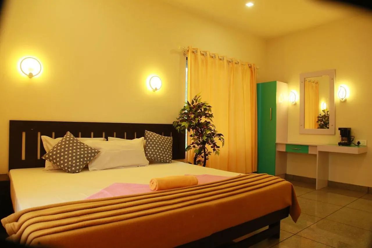 Marari Blue Waves Apartment Mararikulam